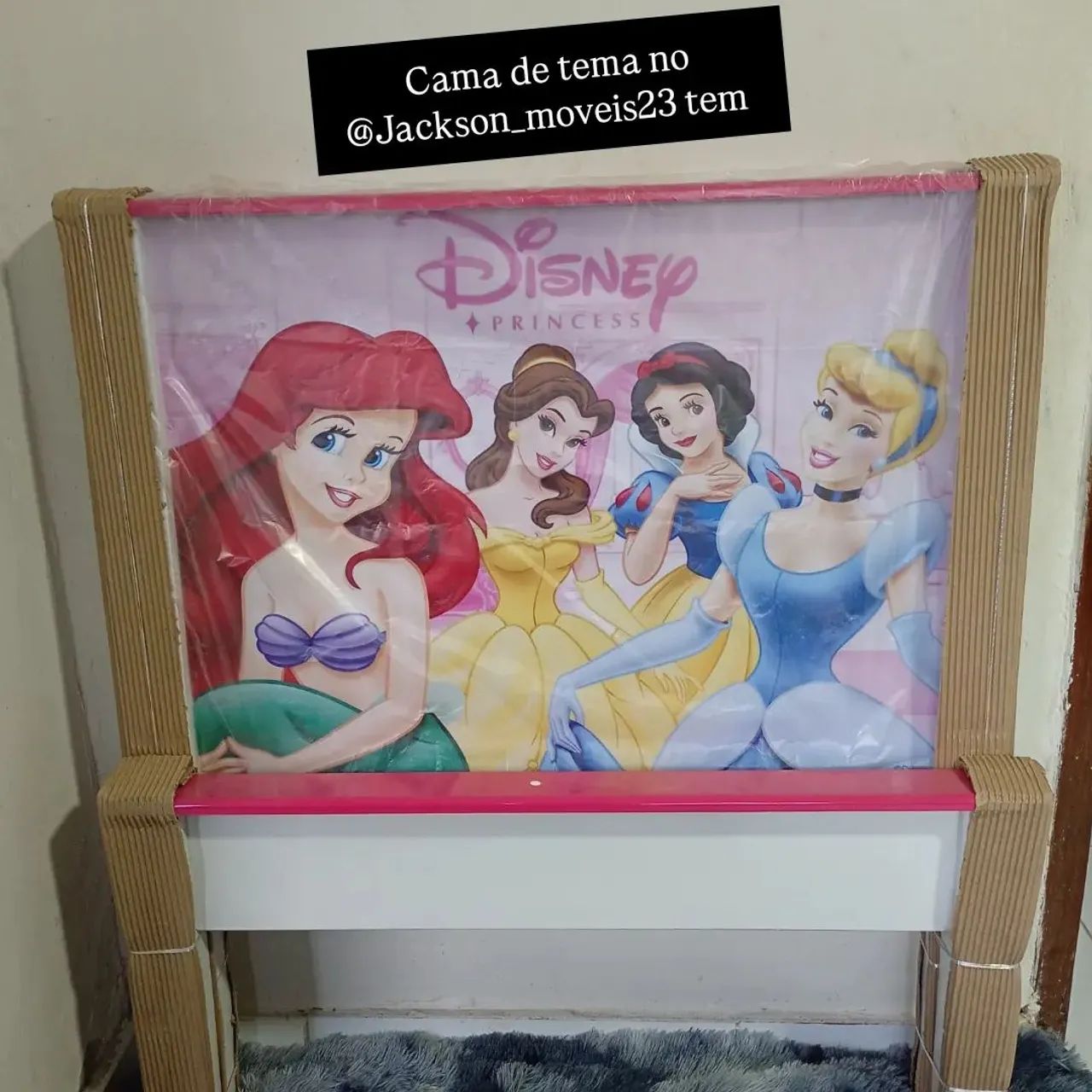 Cama de solteiro de tema 