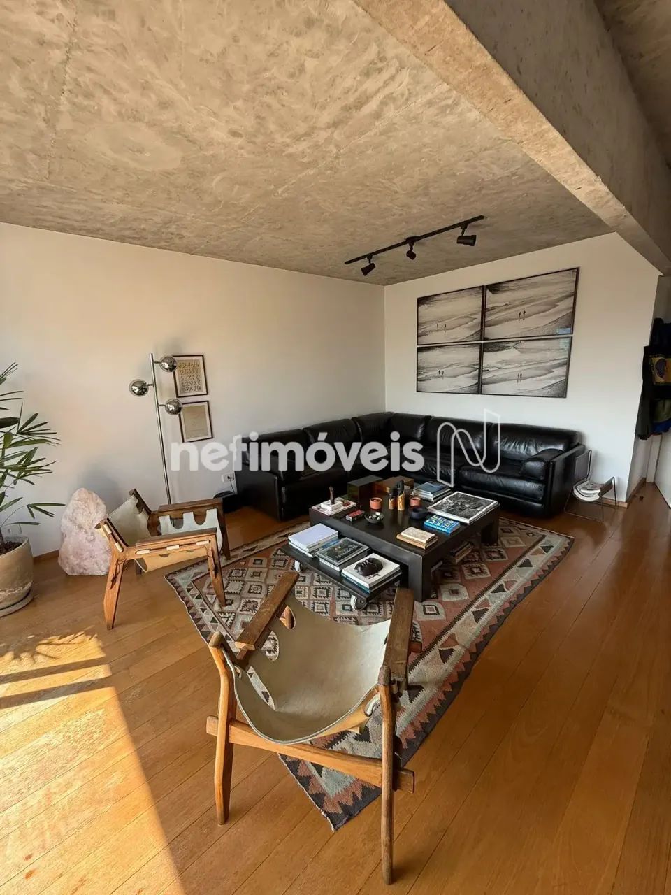 Apartamento reformado e iluminado em baixo pinheiros - Foto 2