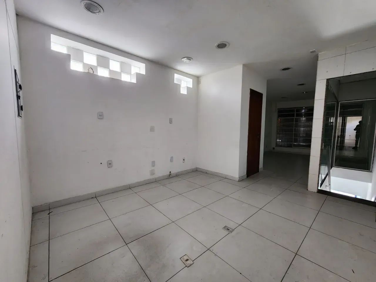 Sobreloja Ampla no Centro de Nilópolis  Ideal para Consultórios e Empresas - Foto 5