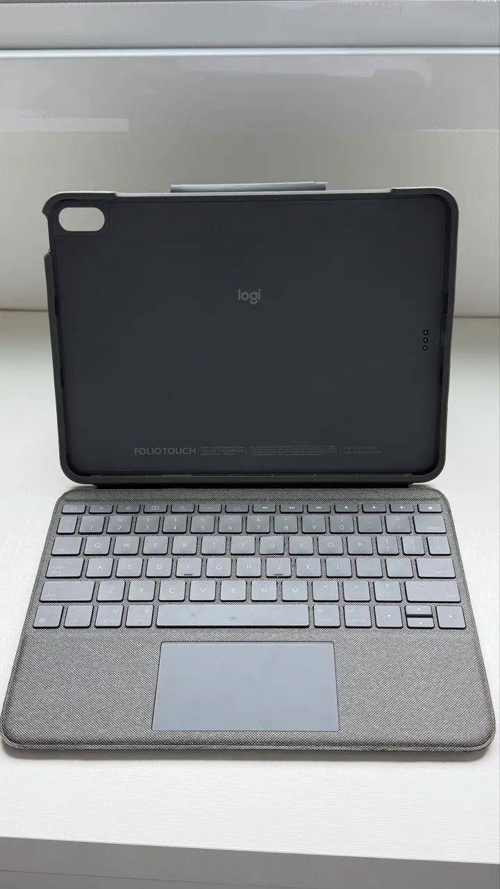 Teclado para iPad 11 polegadas (leia a legenda) Logitech 