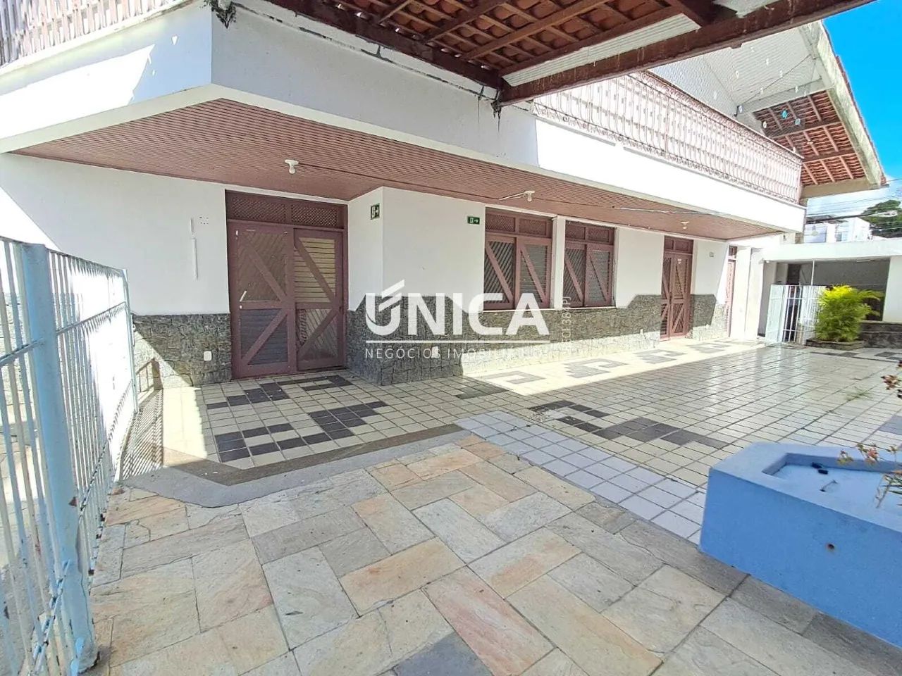 Compre Casa na R. Riachuelo, Bairro São José - Foto 3