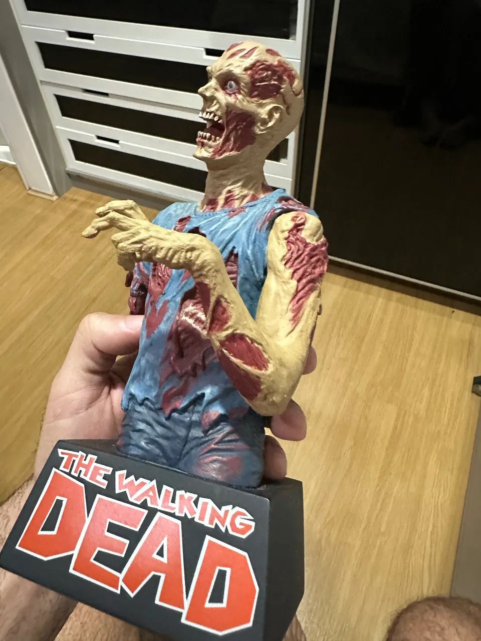 The walking Dead Bust coin