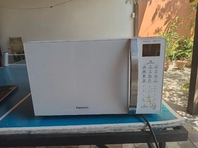 forno de microondas PANASONIC