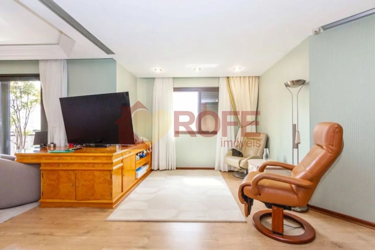 Apartamento com 5 dormitórios à venda, 589 m²