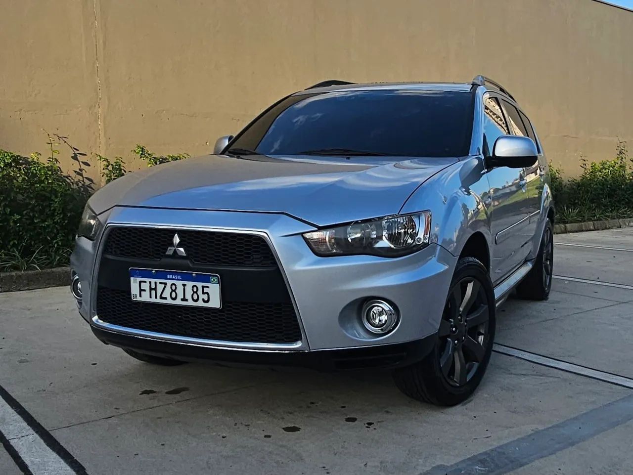 Mitsubishi Outlander 2.0 16V 160cv Aut. 2013