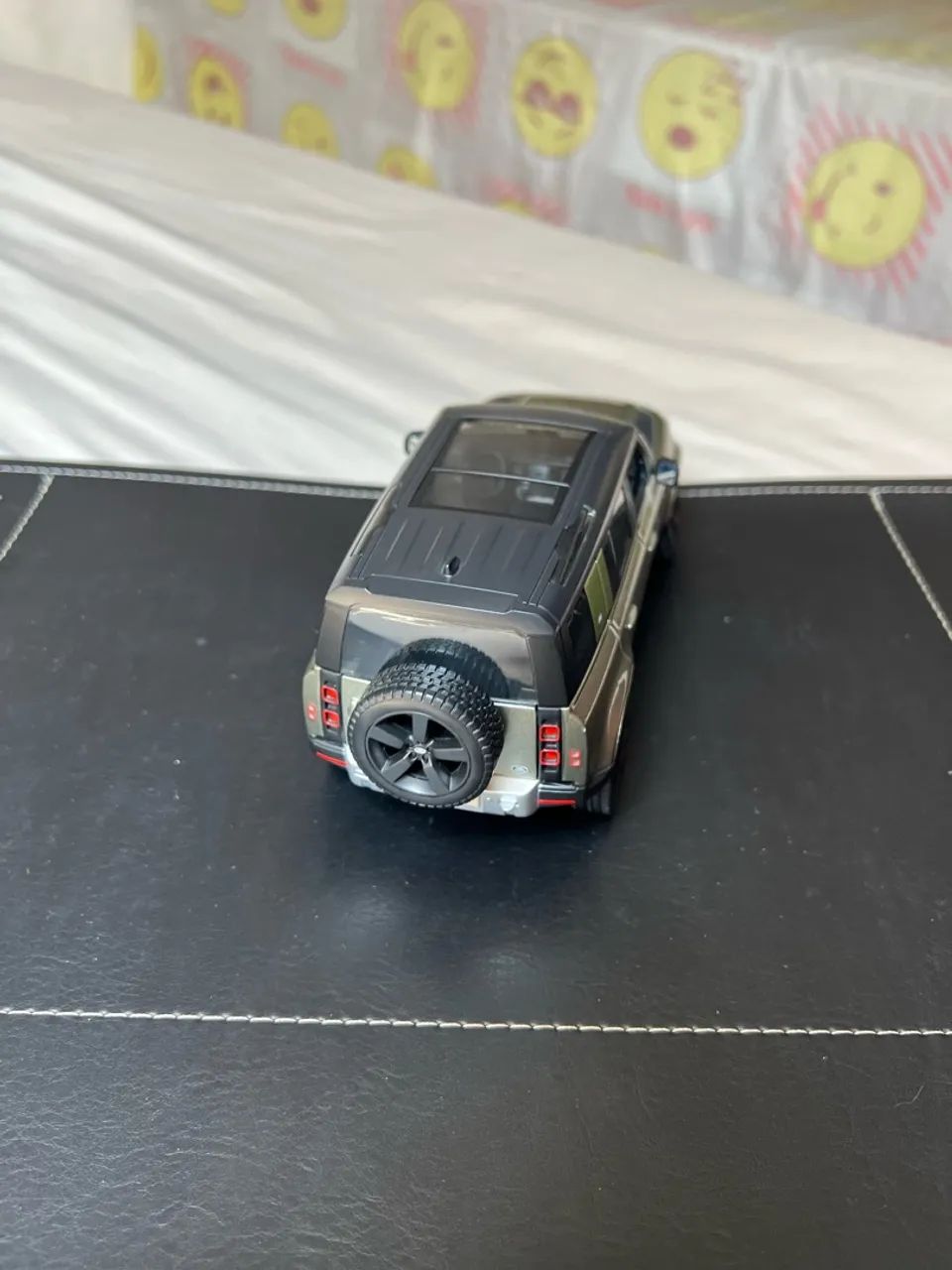 Miniatura defender 1/24 burago - Foto 2