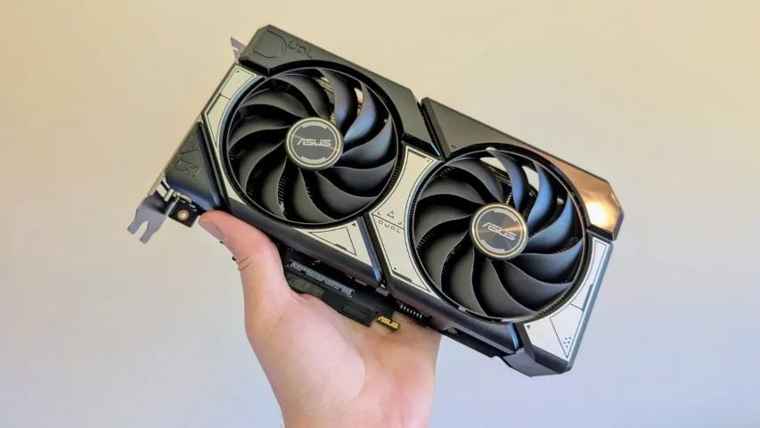 Placa de Vídeo RTX 5060 8GB ASUS DUAL - Foto 2