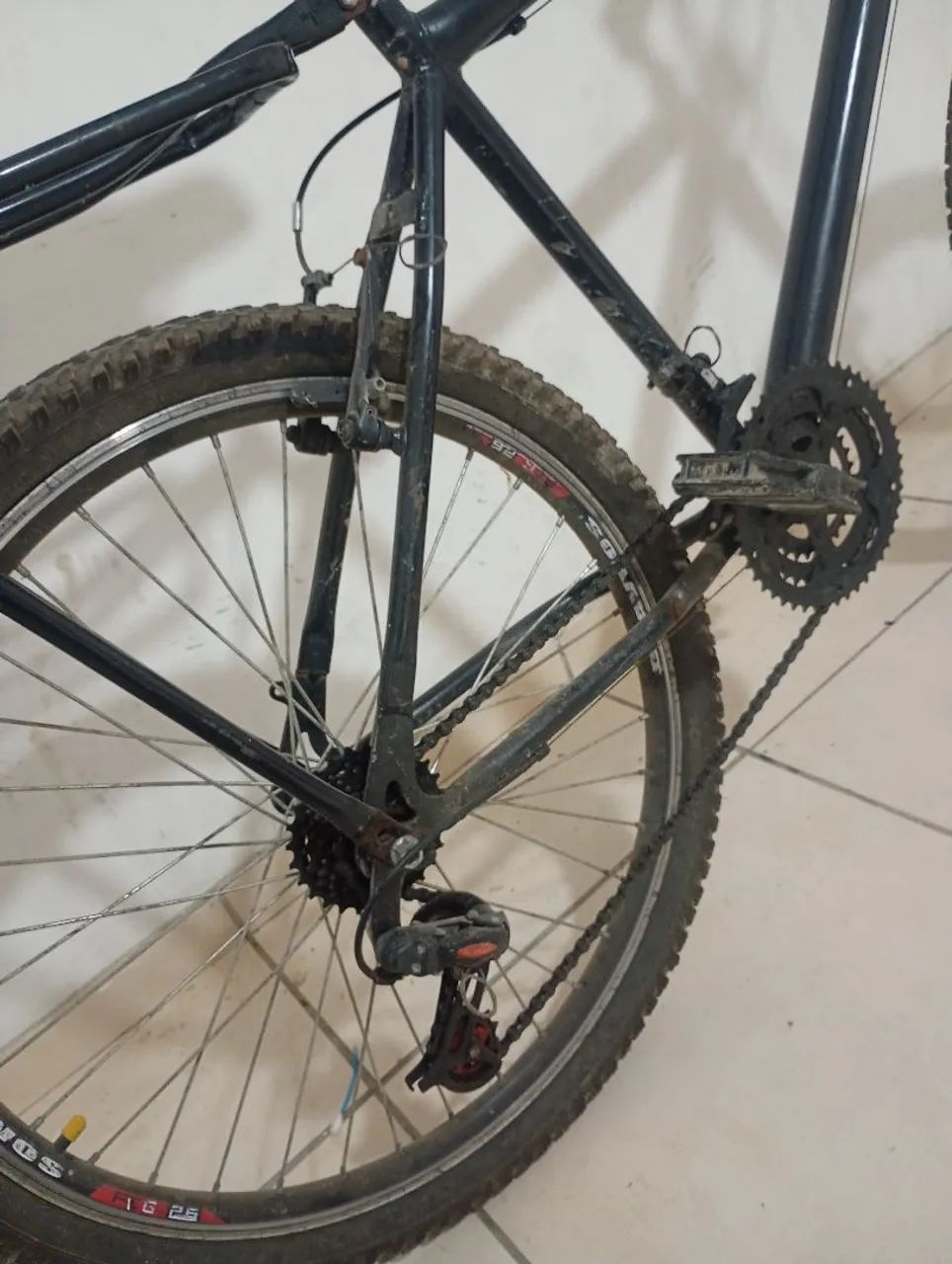 Bicicleta aro 26 - Foto 4