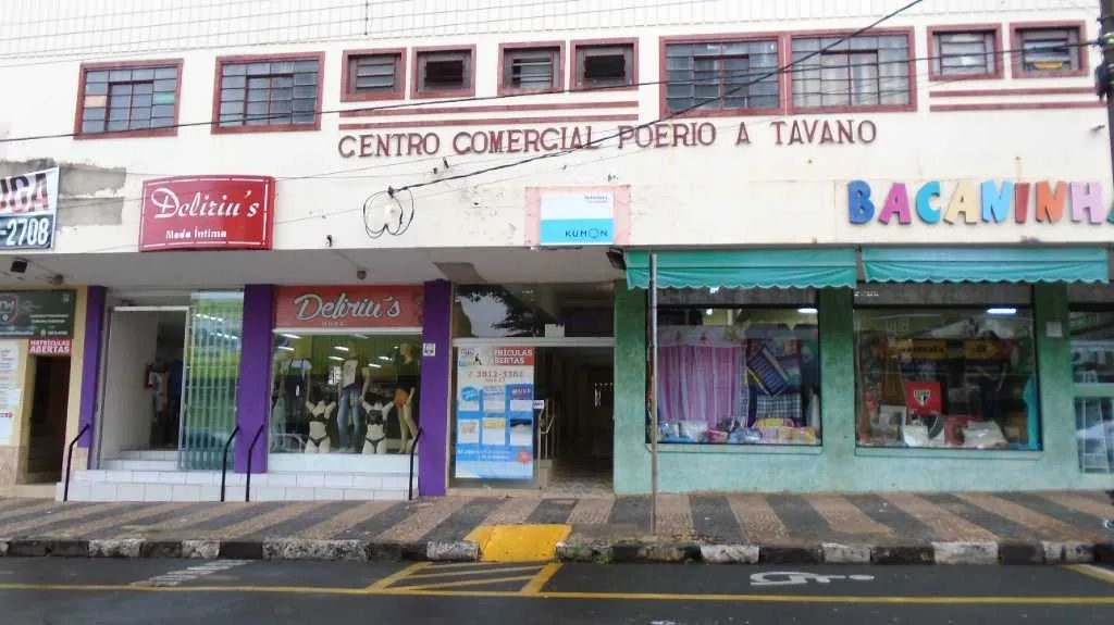 Salão comercial para locação no centro em Cosmópolis.