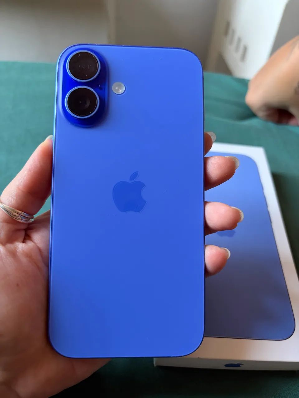 VENDO OU TROCO IPHONE 16 com volta - Foto 4