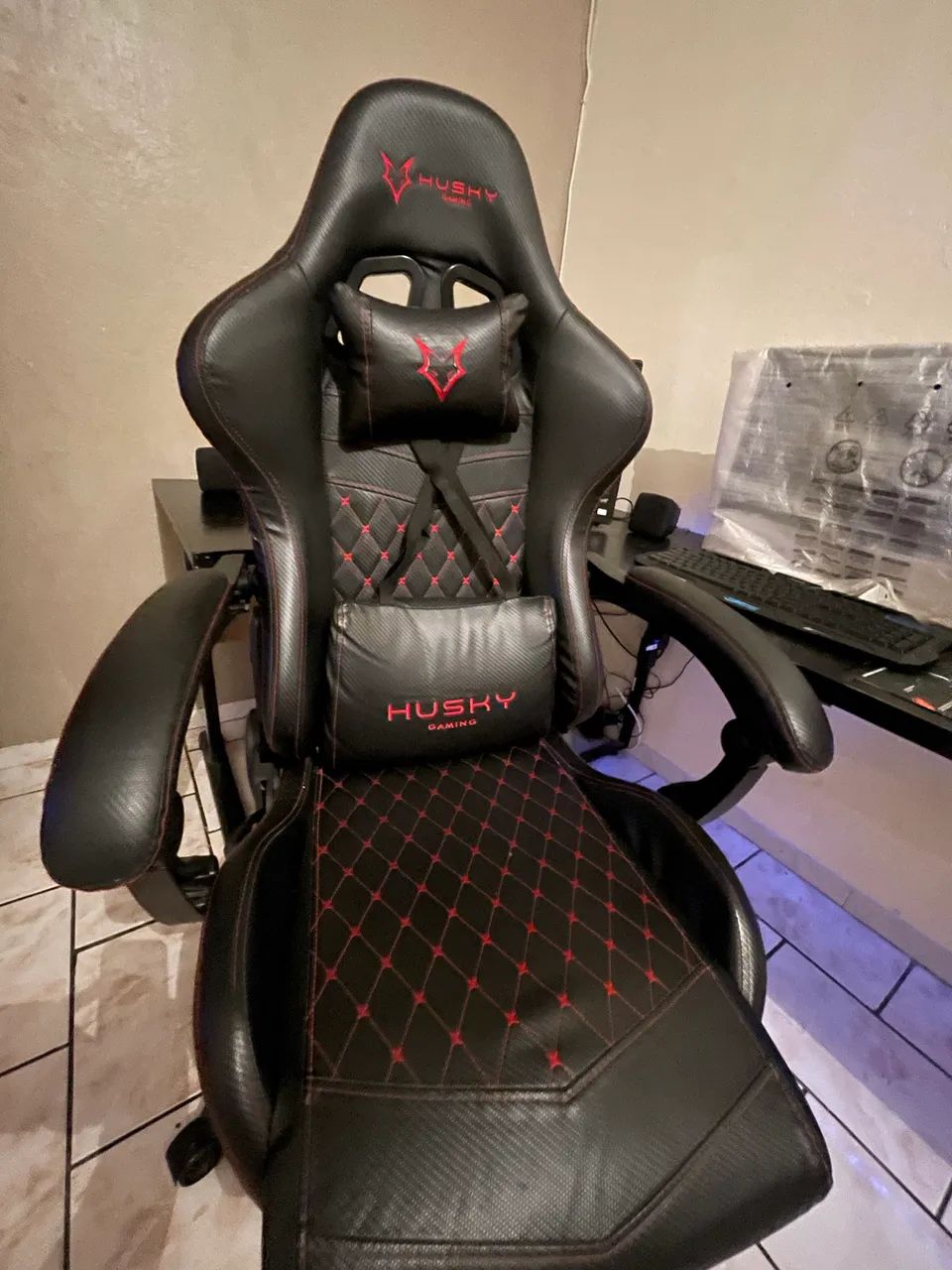 Cadeira gamer , pouco usada .  - Foto 2