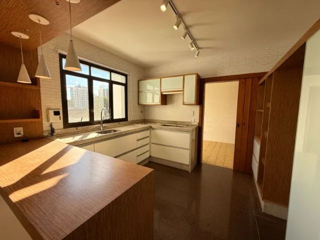 Apartamento 4 dormitórios (2 suítes) - Vila Moema - Tubarão/SC