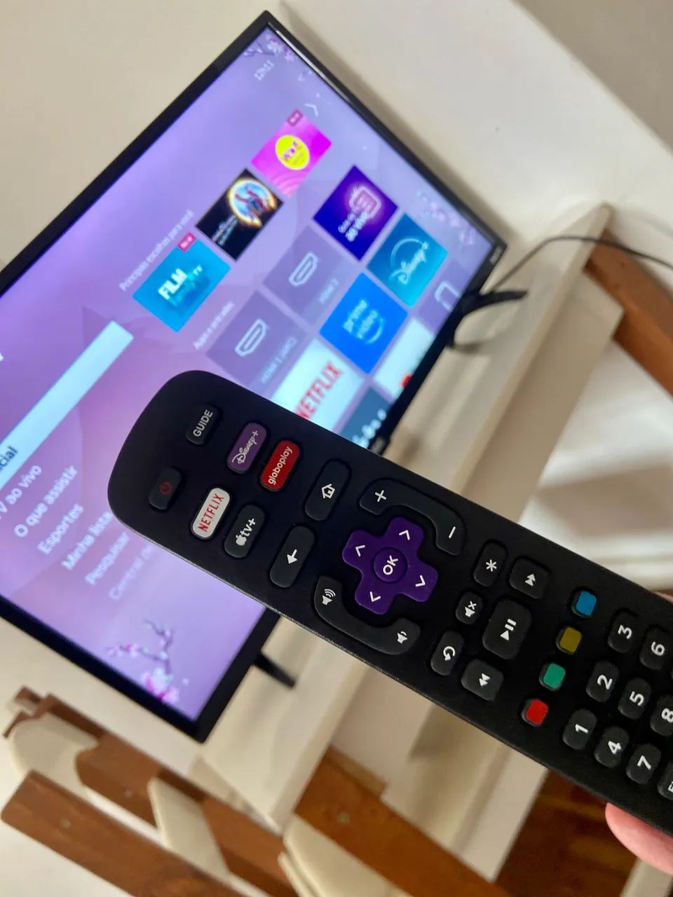 TV AOC ROKU 32 POLEGADAS  - Foto 5