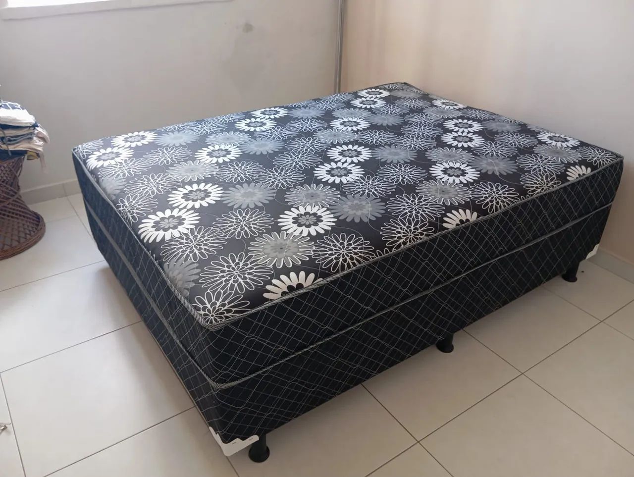 Cama box casal