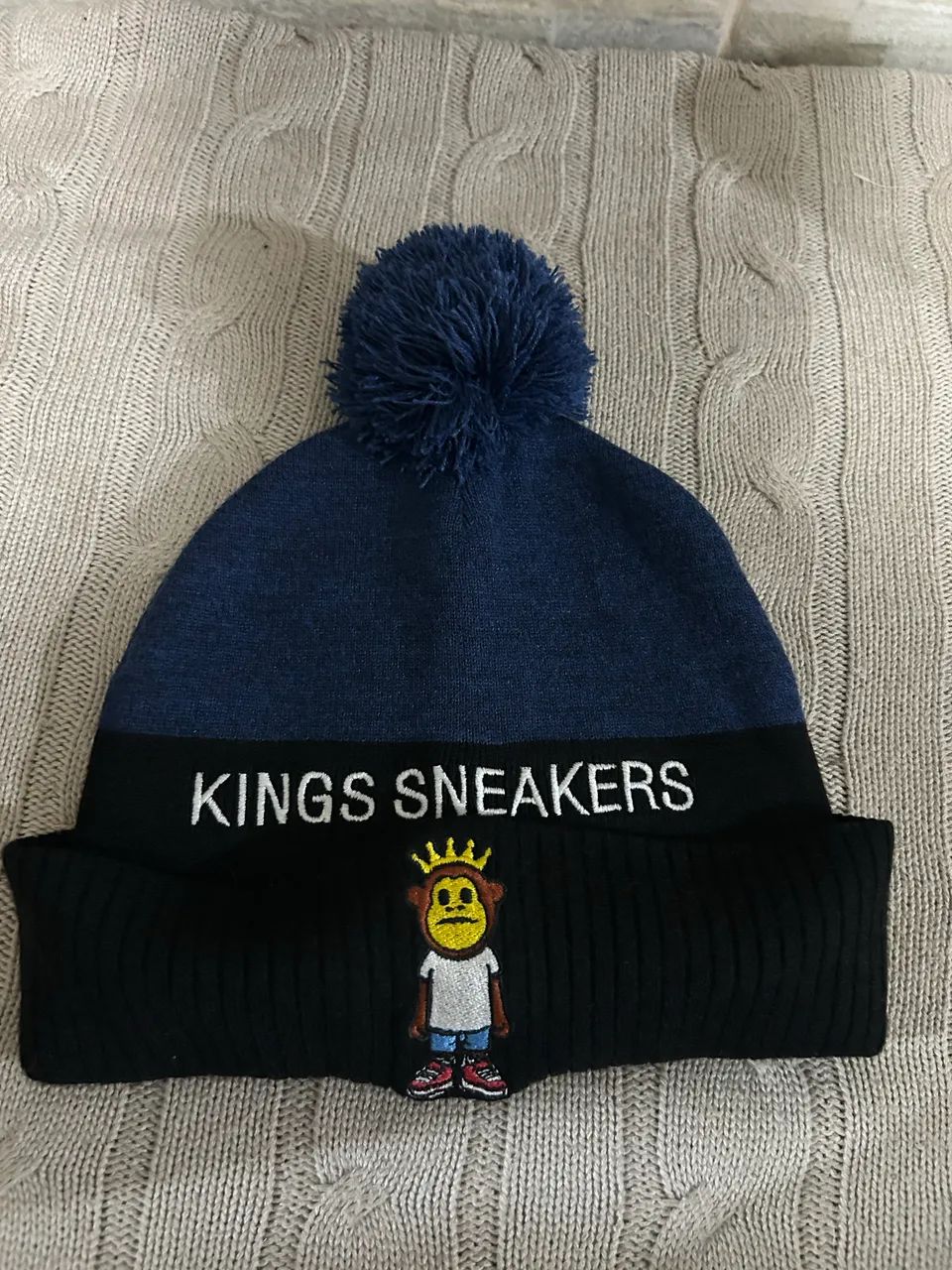 Touca azul e preta Kings Sneakers - Foto 4