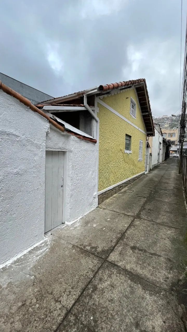 ALUGO CASA COMERCIAL/LOJA REFORMADA NO CENTRO DE TERESÓPOLIS! - Foto 2