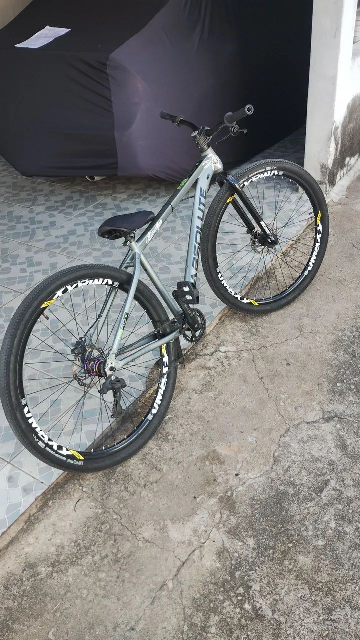 Vendo bicicleta (quadro Nero 5 ?)
