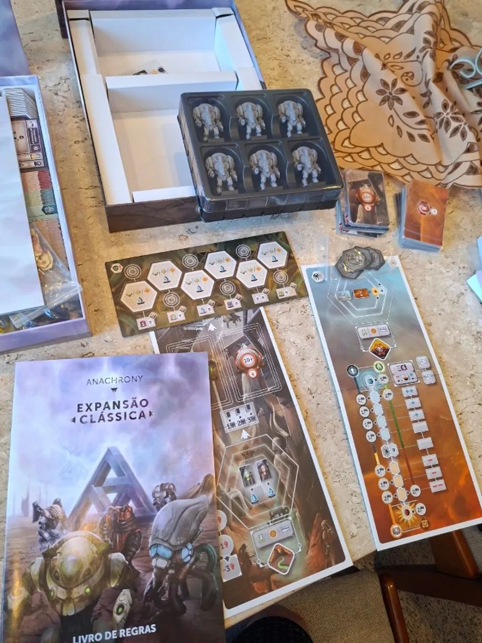 Anachrony - Edição Essencial + Expansão Clássica - Foto 2