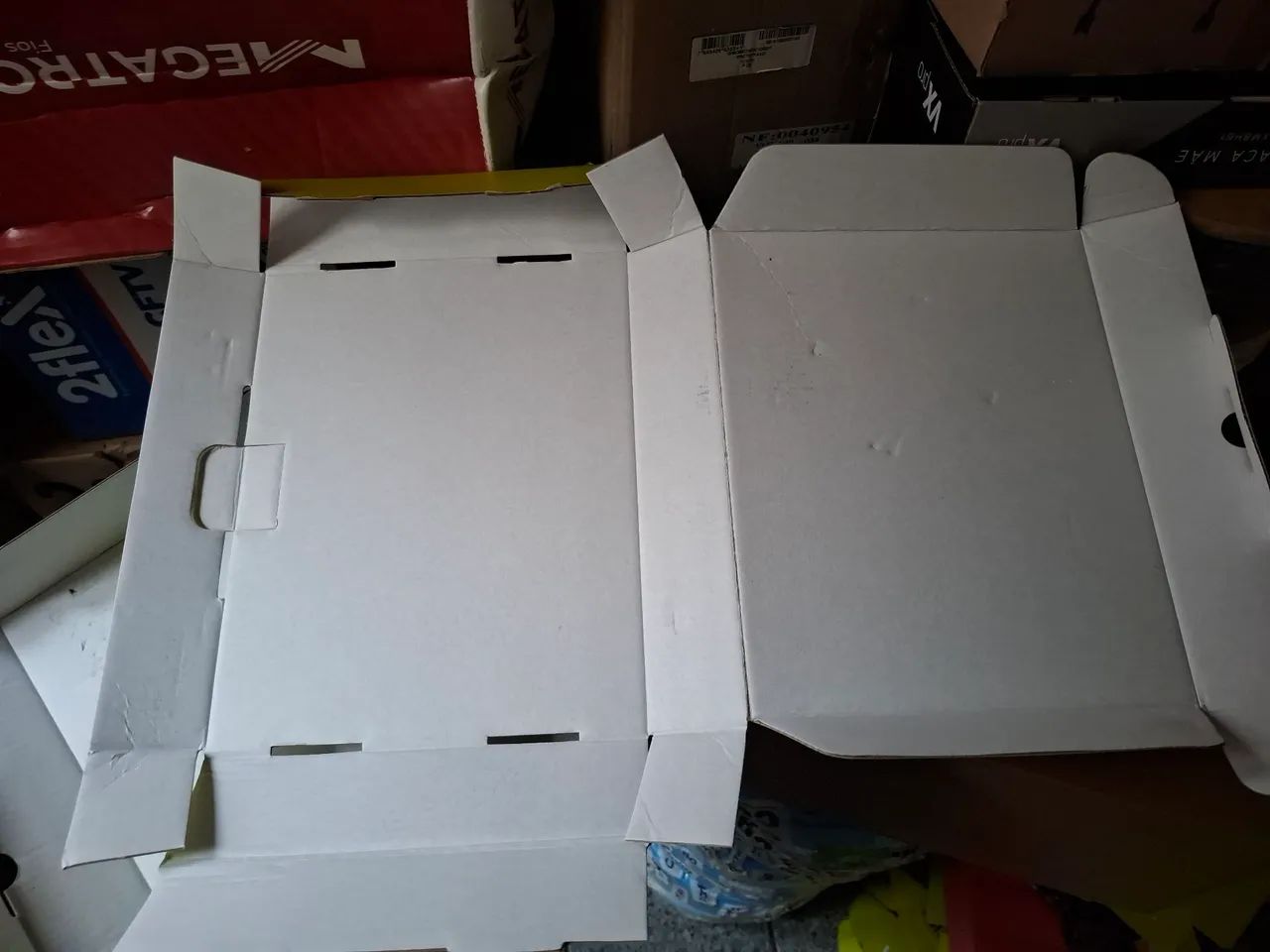 Caixa de papelão  - Foto 3