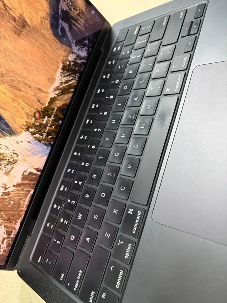 MacBook Pro M3 18GB/512 - Foto 5