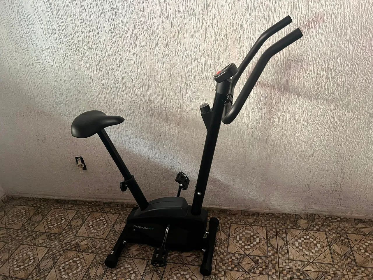 Bicicleta ergométrica nova 
