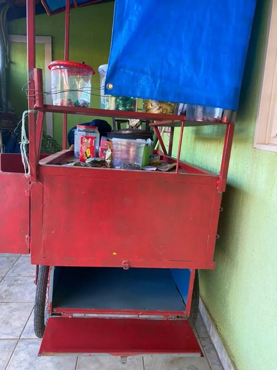 Vendo carrinho de ferro puro para venda de produtos  - Foto 4