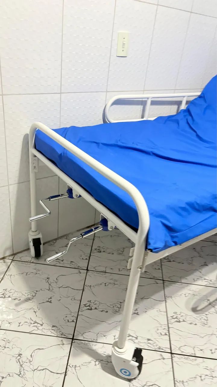 Cama hospitalar 2 manivelas  - Foto 4