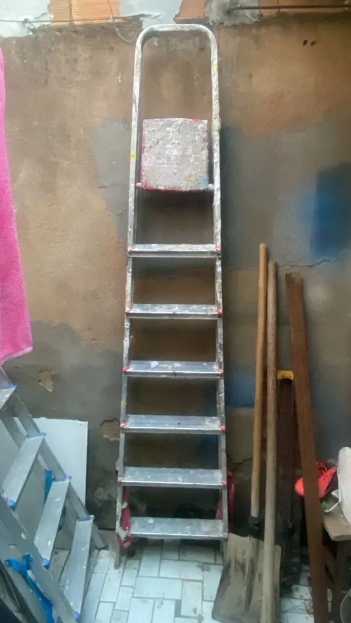Escada de aluminio