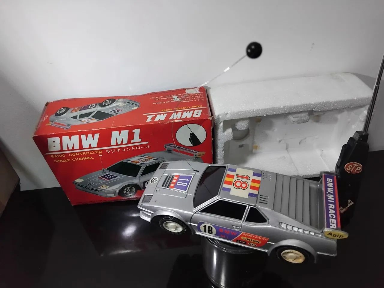Carrinho de controle remoto (anos 90 )