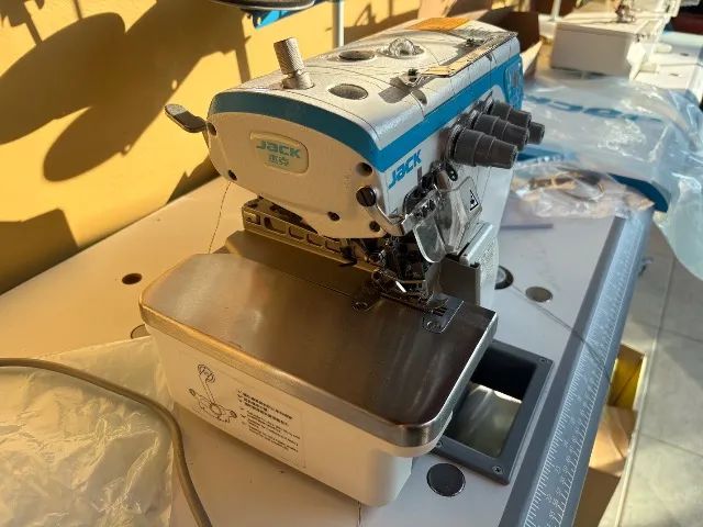 Máquina de costura overloque - Foto 4
