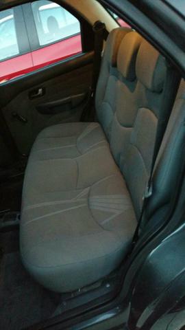 Palio weekend atractive 1.4 ( 2015 ) R$ 29.990,00 - Foto 6