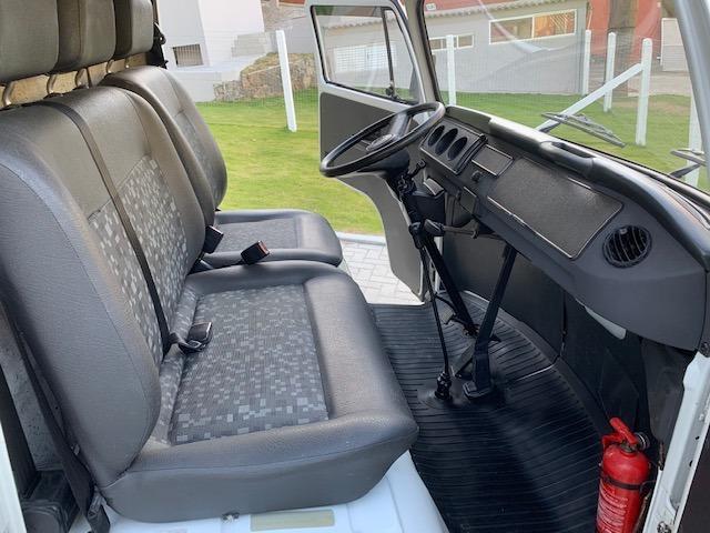 Kombi 2005 12.000km rodados Ambulancia Reliquia Raridade Unica - Foto 19