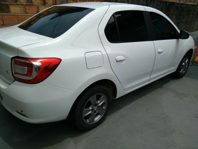 Renault Logan 1.6 2017 - Foto 4