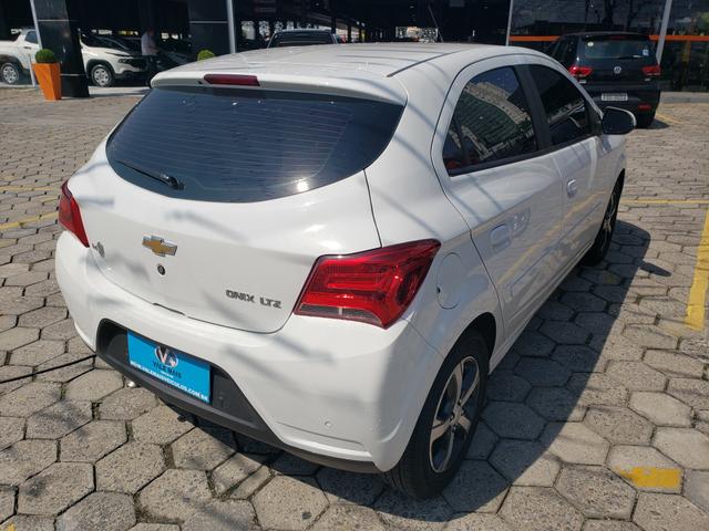 Onix LTZ 1.4 2017 completo - Foto 6