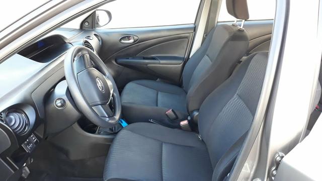 Etios x 1.3 completo ano 18/19 - Foto 7