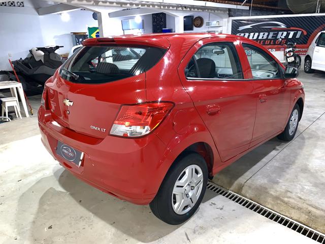Chevrolet Onix LT 1.0 2015 - Foto 6
