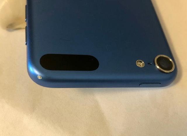 Ipod Touch 6º geração 32gb usado azul - Foto 3