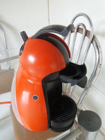 Cafeteira Dolce Gusto Piccolo Arno