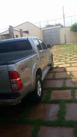 Hilux SRV 2014/2015 - Foto 2
