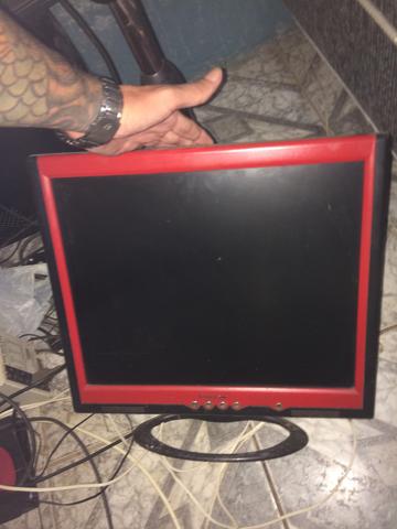 Monitor de LCD 19 com a tela chuviscando - Foto 2