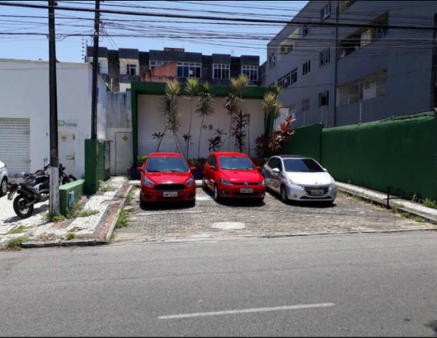 Aldeota. 8 Salas com banheiro e ampla Recepção