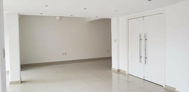 Excelente Sobrado na Av.Peixoto de Castro, com 4 Quartos (2 Suítes) + Lazer Completo! - Foto 19