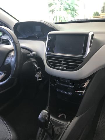 Peugeot 208 - Foto 6