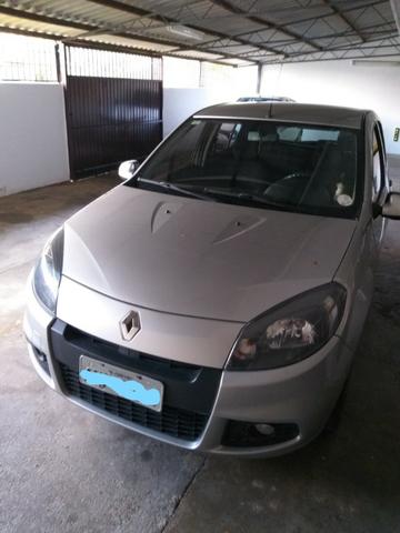 Sandero Expression 1.6 - Manual - Foto 9