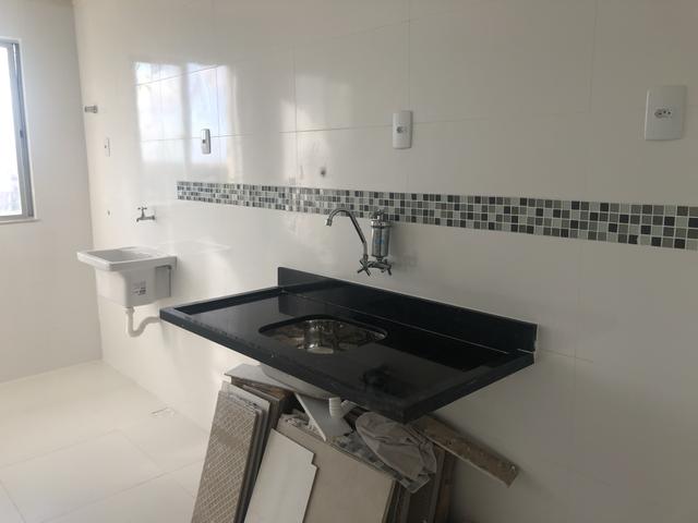 Apartamento 2/4 Trobogy Paralela TOTALMENTE REFORMADO. FINO ACABAMENTO - Foto 13