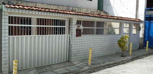 120.000 anosVende-se Uma casa, uma senhora casa