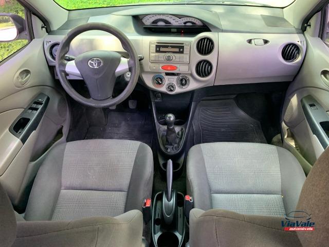Toyota Etios 2013 1.3 HB XS 16V Flex 4P/ Ar Condicionado/ Completo - Foto 5