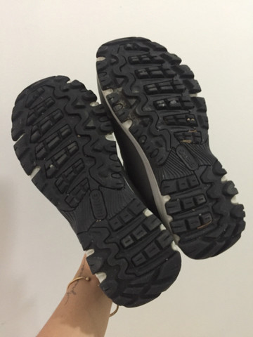 tenis de trilha impermeavel