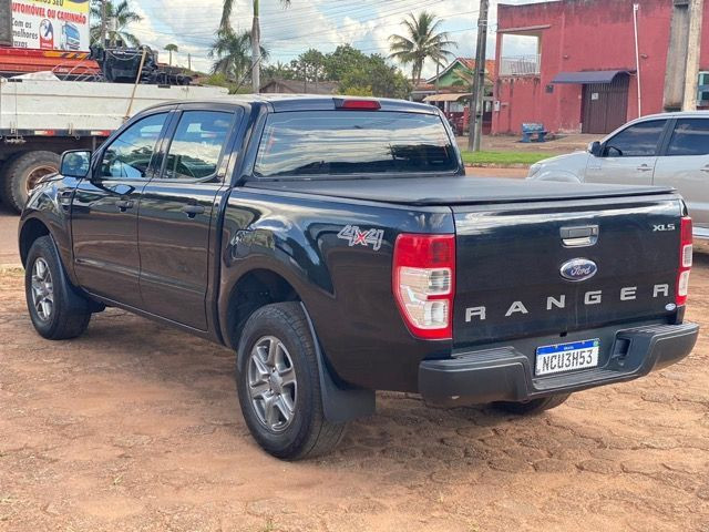 FORD RANGER 2.2 XLS Ano 17/17 - Foto 5