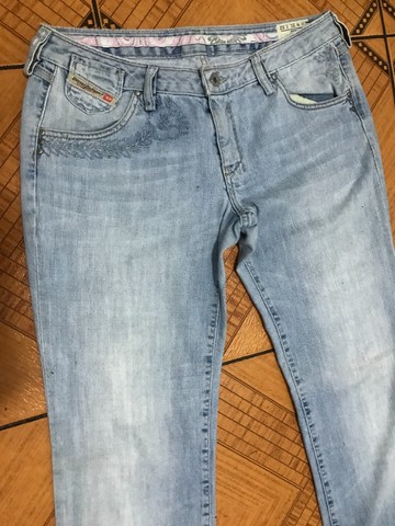 Calça Original Diesel Feminina ótimo estado de conservação - Foto 3